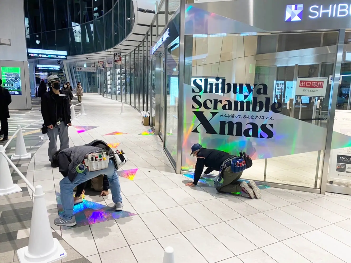 Shibuya Scramble Xmasテナントサイン工事